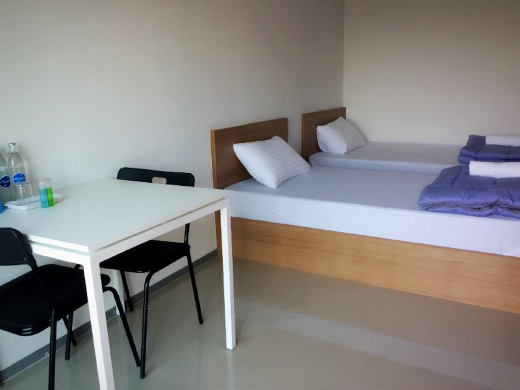 Promsook Apartment Τσον Μπουρί Δωμάτιο φωτογραφία