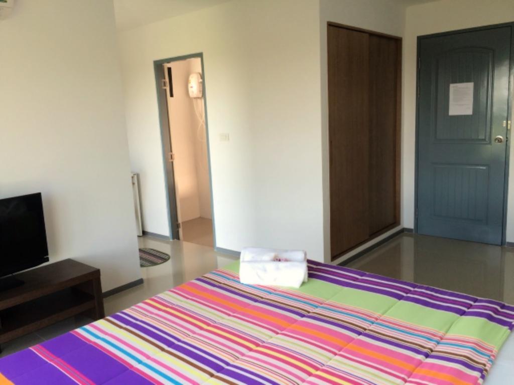 Promsook Apartment Τσον Μπουρί Δωμάτιο φωτογραφία