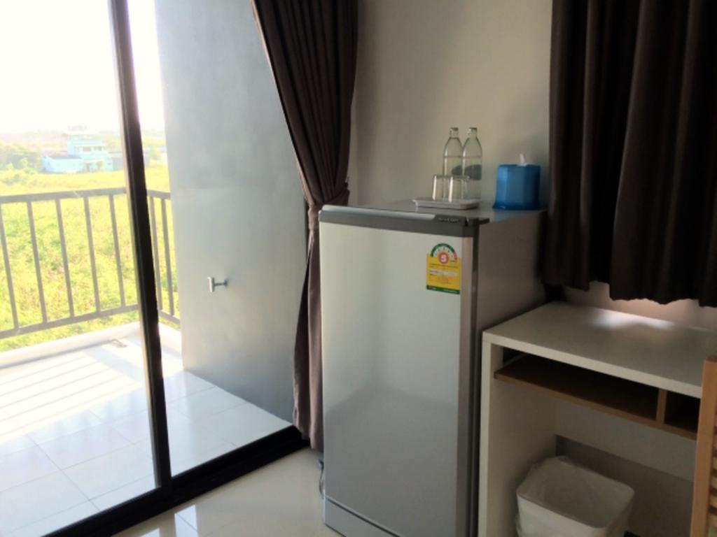 Promsook Apartment Τσον Μπουρί Δωμάτιο φωτογραφία